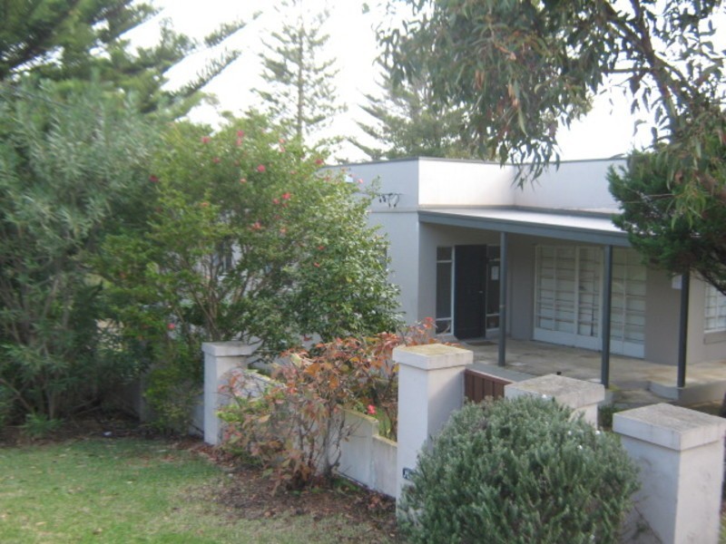 170 Crescent Road, Newport NSW 2106