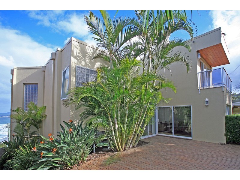 19 The Serpentine, Avalon NSW 2107