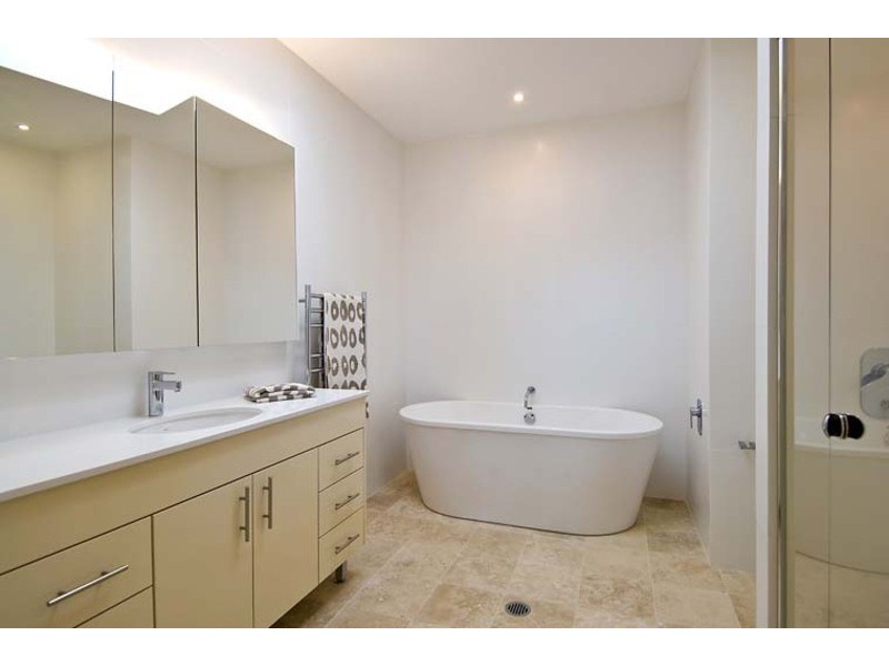 2/86 George Street, Avalon NSW 2107