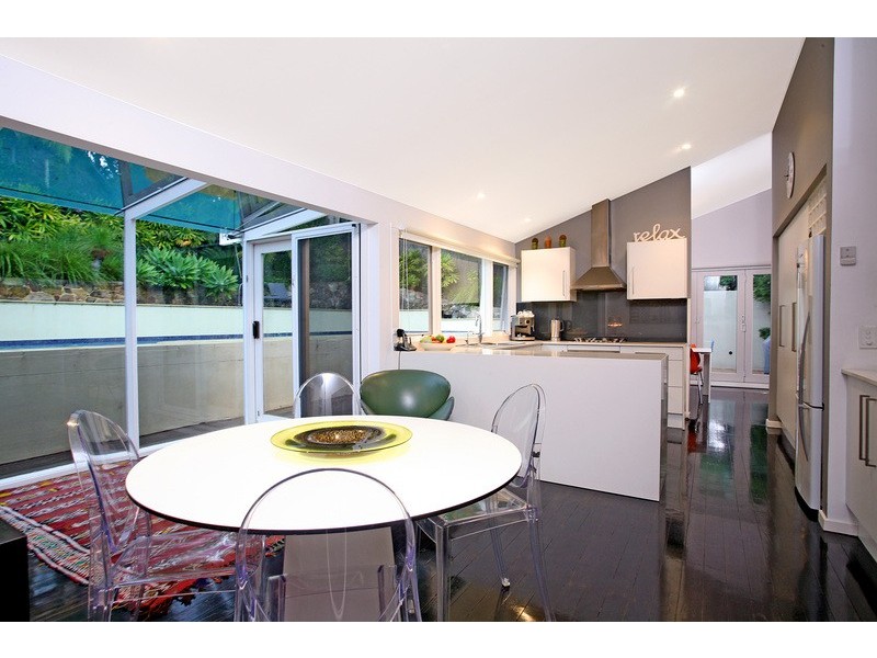 6 Loblay Crescent, Bilgola Plateau NSW 2107