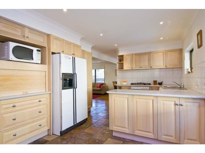 19 Elvina Avenue, Avalon NSW 2107