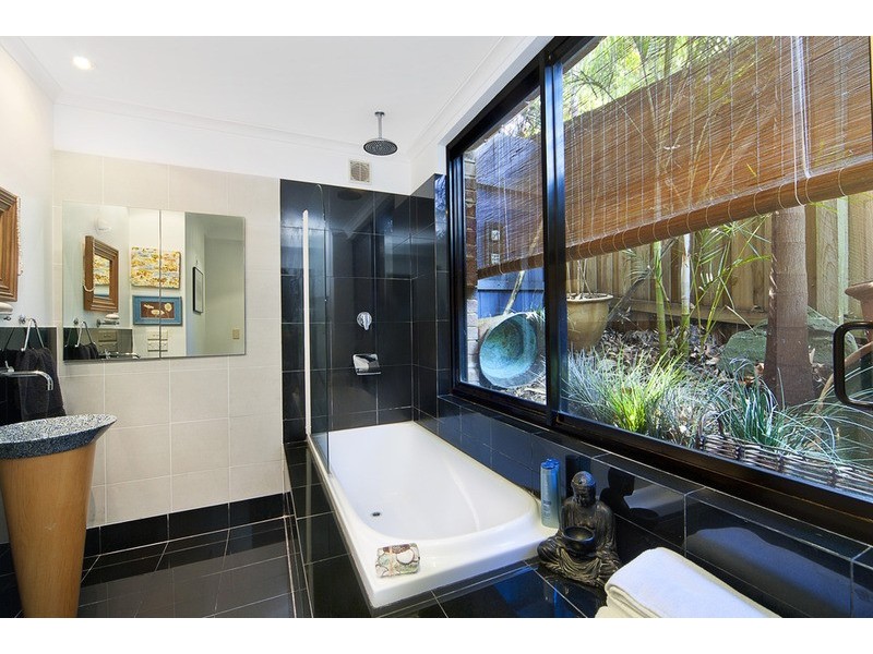 25 Dolphin Crescent, Avalon NSW 2107