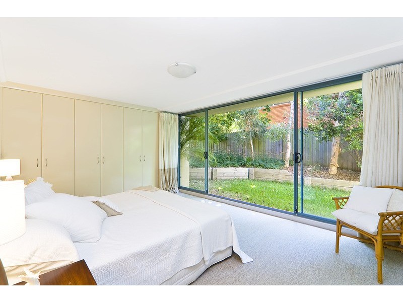 2/34 Foamcrest Avenue, Newport NSW 2106