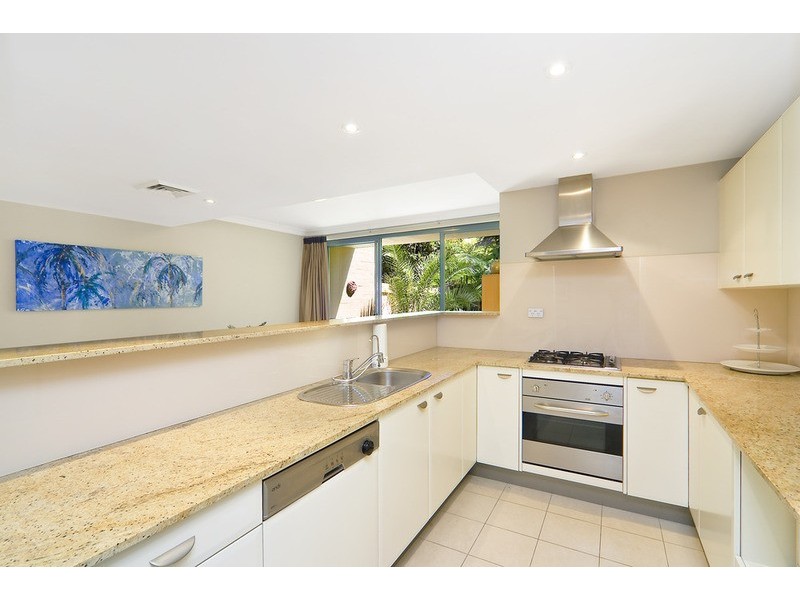 2/34 Foamcrest Avenue, Newport NSW 2106