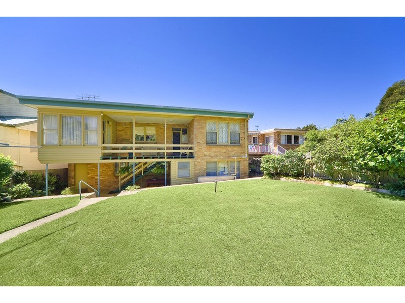 101 Queens Parade East, Newport NSW 2106