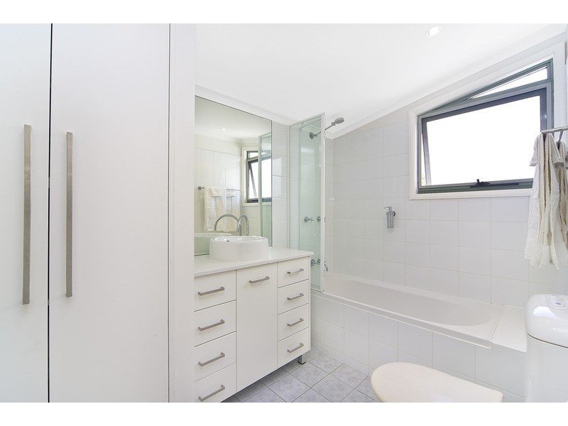 6/36-38 Old Barrenjoey Road, Avalon NSW 2107