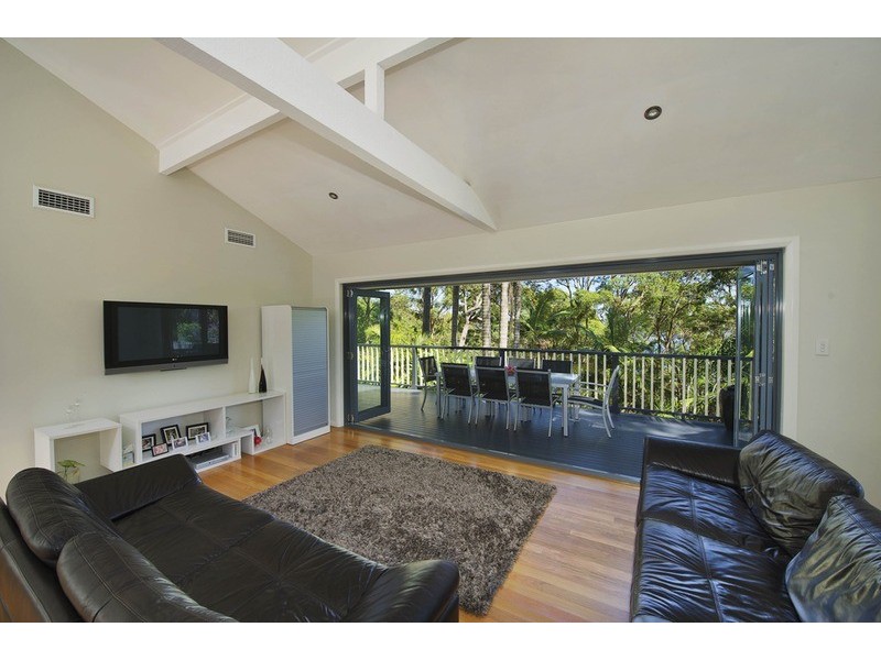 16 Algona Street, Bilgola NSW 2107