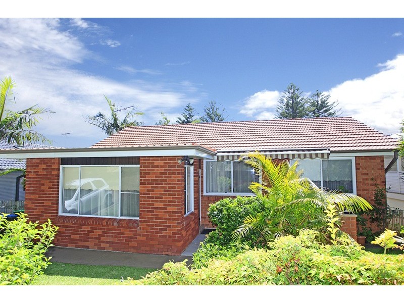 19 Watkins Road, Avalon NSW 2107