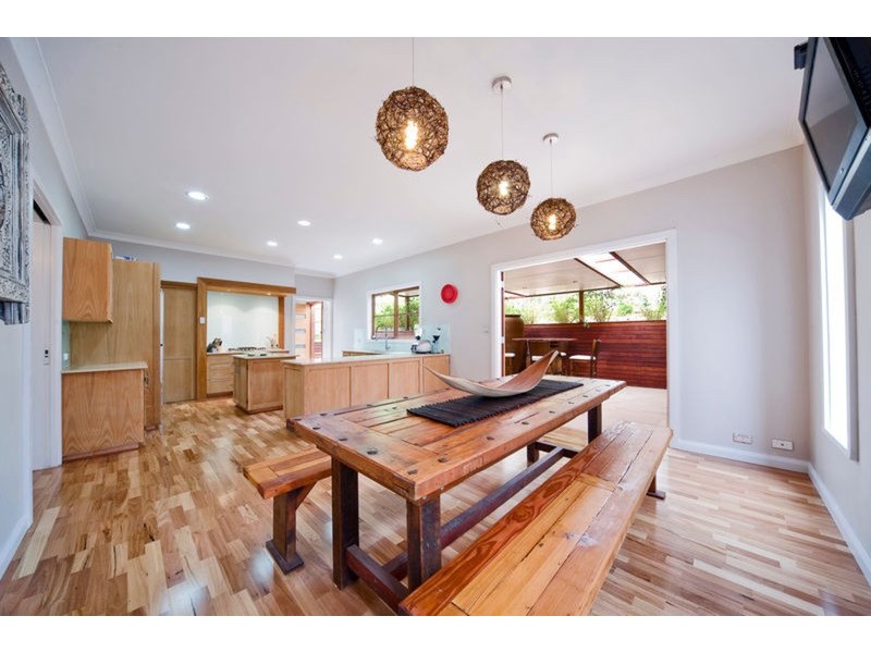113 Barrenjoey Road, Mona Vale NSW 2103
