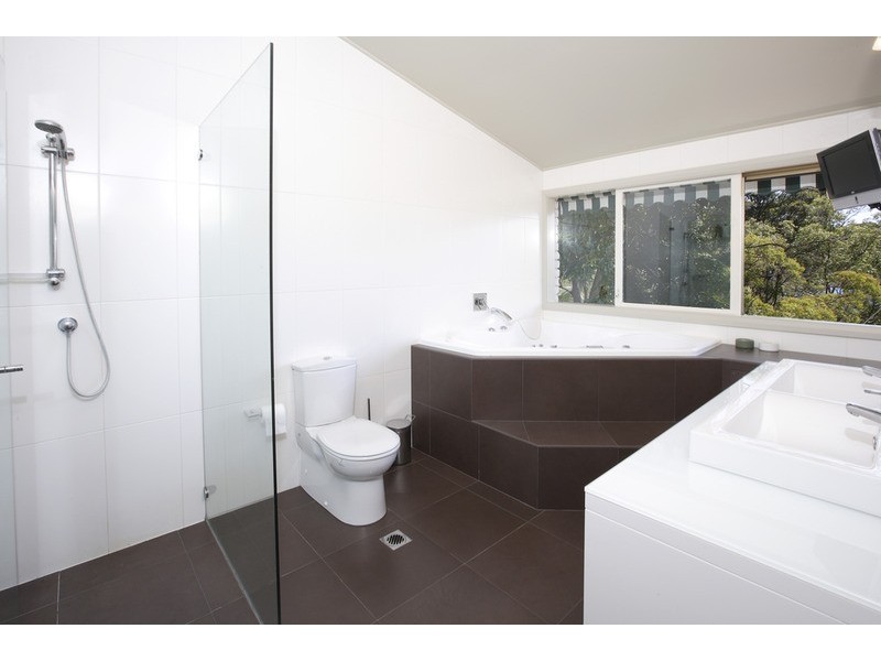 20 Loombah Street, Bilgola NSW 2107