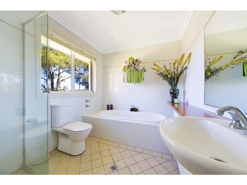 22 Alameda Way, Warriewood NSW 2102