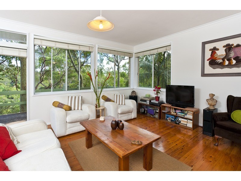 8 Cannes Drive, Avalon NSW 2107