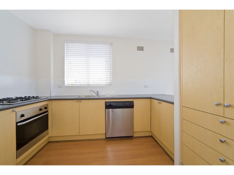 2/144 Ocean Street, Narrabeen NSW 2101