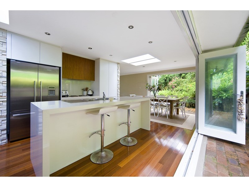 3 Old Barrenjoey Road, Avalon NSW 2107