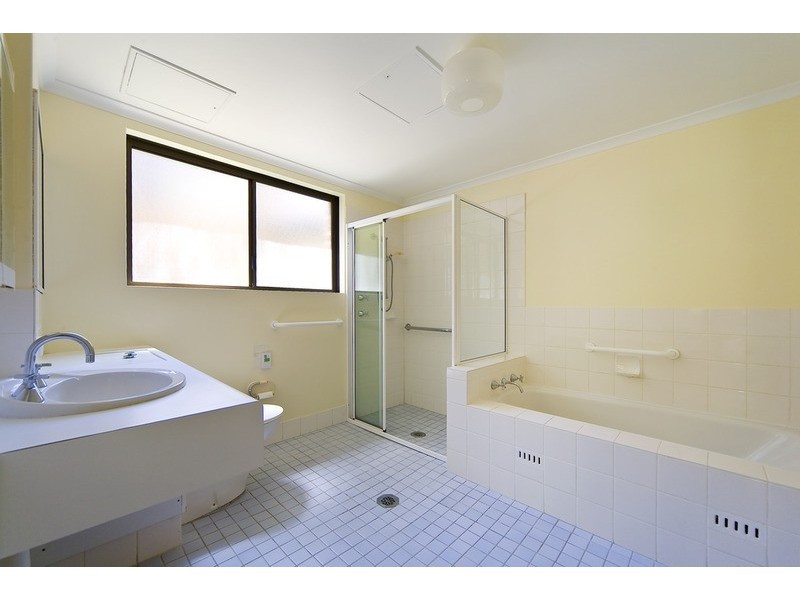 64/82 Avalon Parade, Avalon NSW 2107