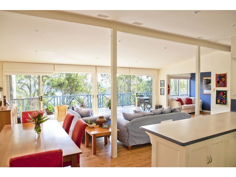 15 Wandearah Avenue, Avalon NSW 2107