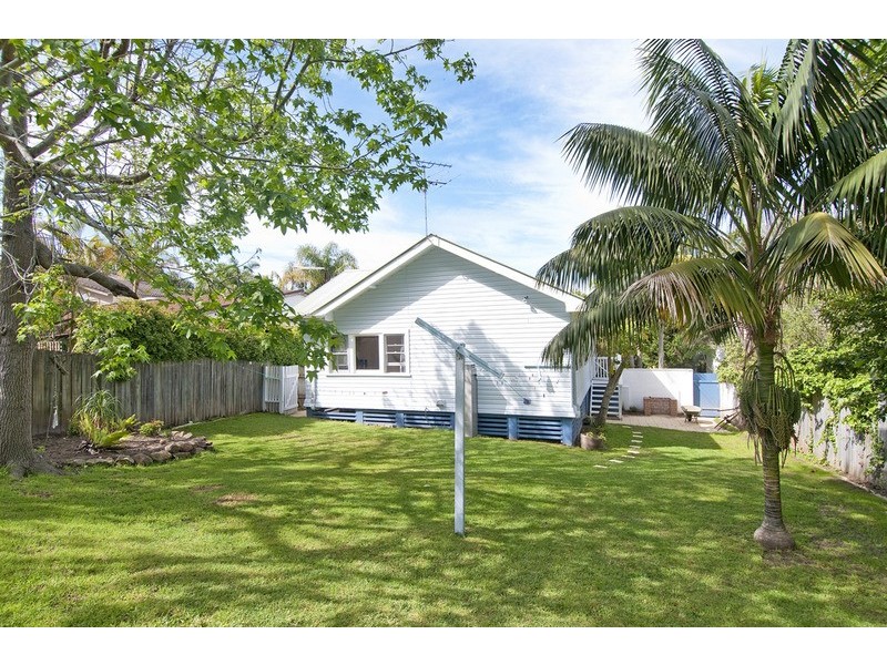 24 Bareena Road, Avalon NSW 2107
