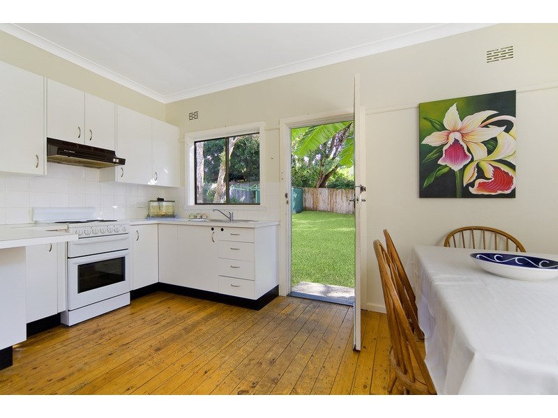 8 Elaine  Avenue, Avalon NSW 2107