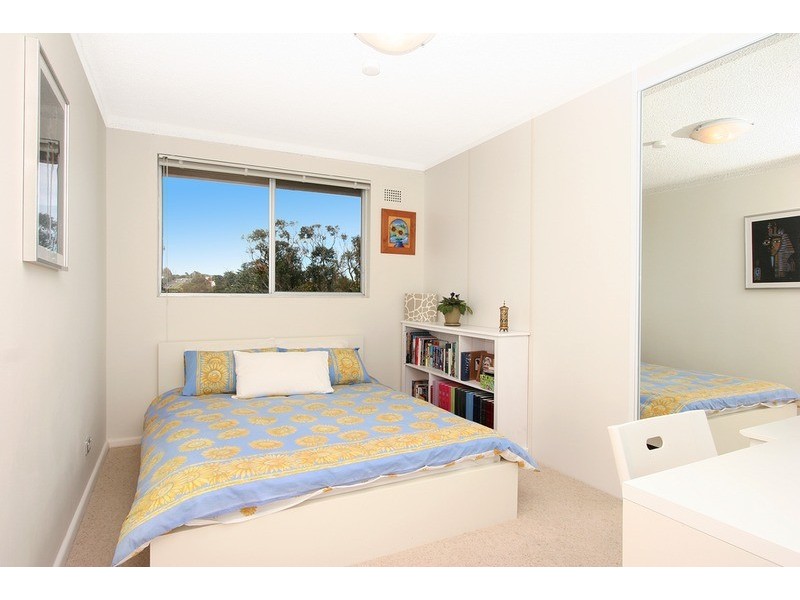 12/12 Seaview  Avenue, Newport NSW 2106