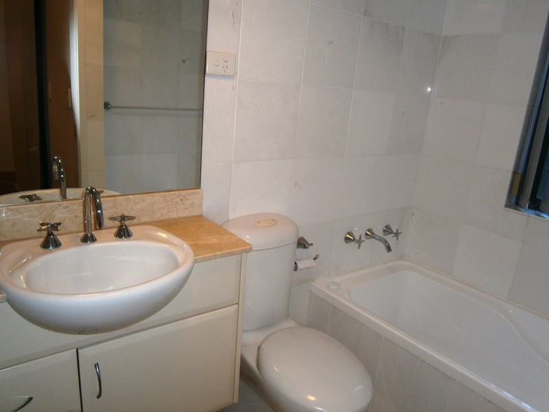 11/17-19 Old Barrenjoey Road, Avalon NSW 2107