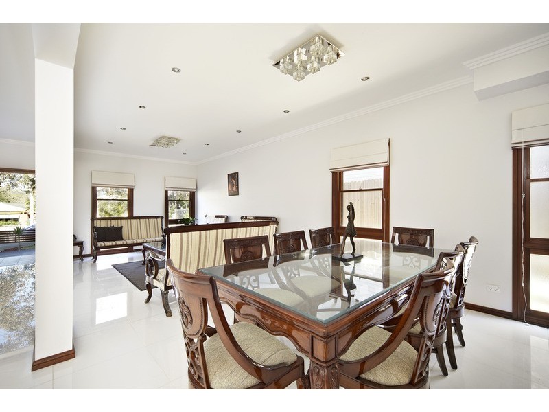 10 Elvina Avenue, Avalon NSW 2107
