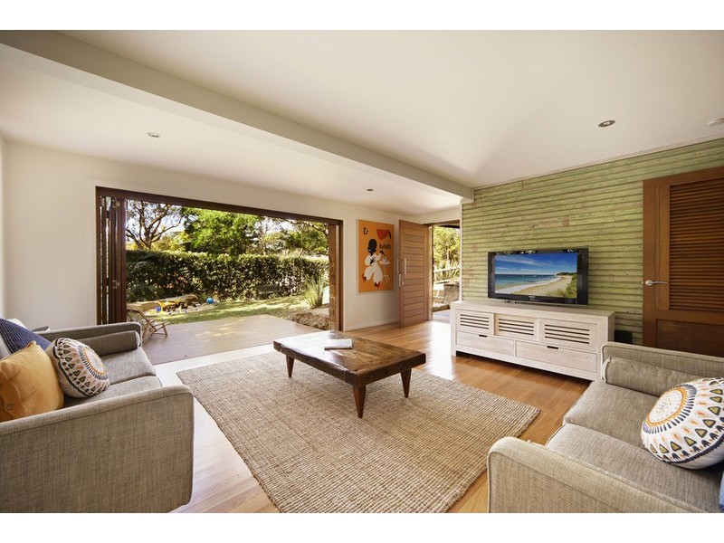 169 Avalon Parade, Avalon NSW 2107