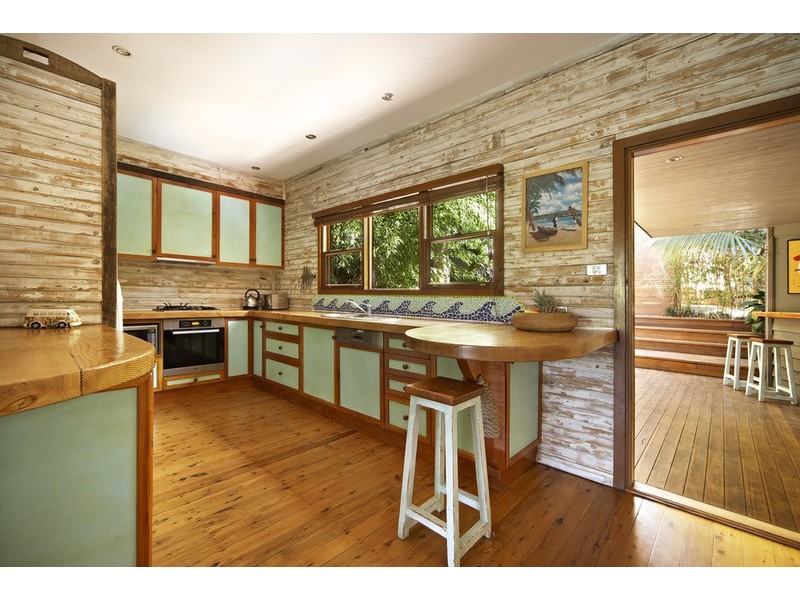 169 Avalon Parade, Avalon NSW 2107