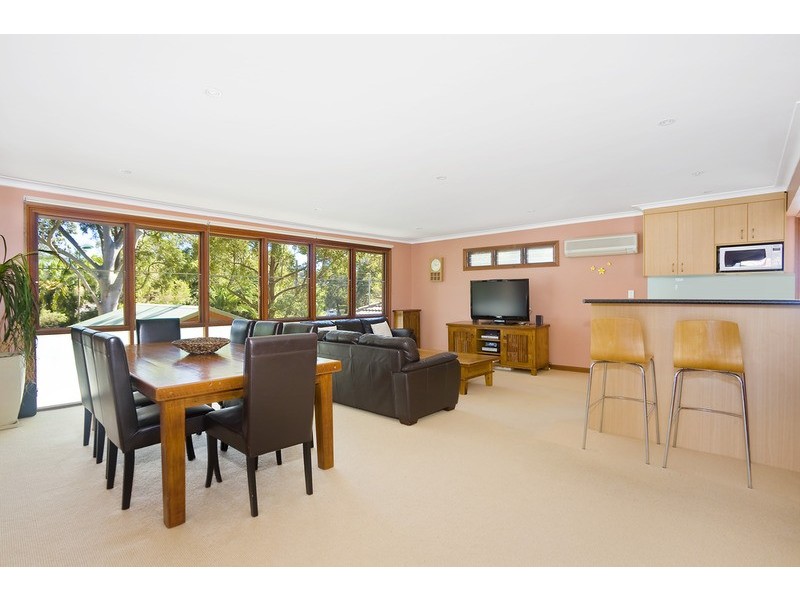 25 Whale Beach Road, Avalon NSW 2107