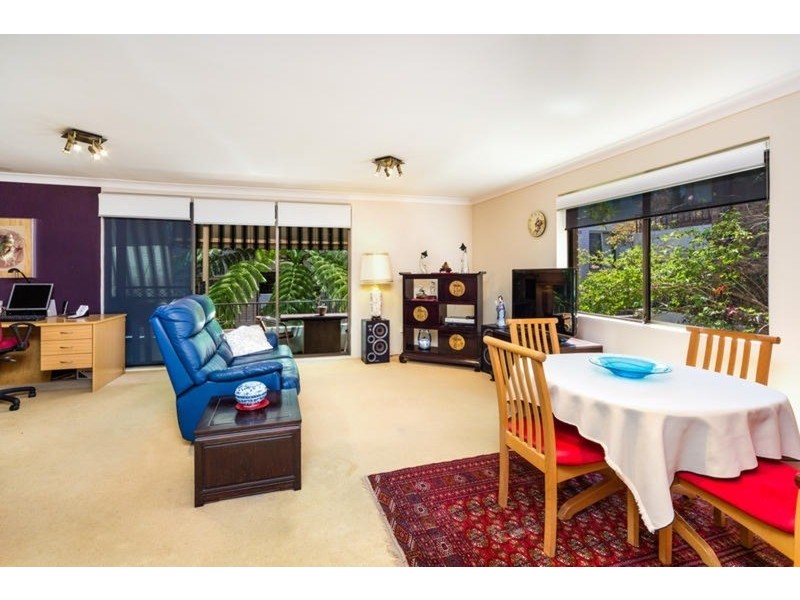 2/8 Queens  Parade, Newport NSW 2106