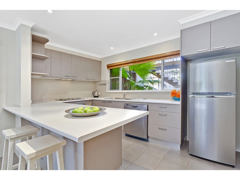 2/71 Foamcrest Avenue, Newport NSW 2106