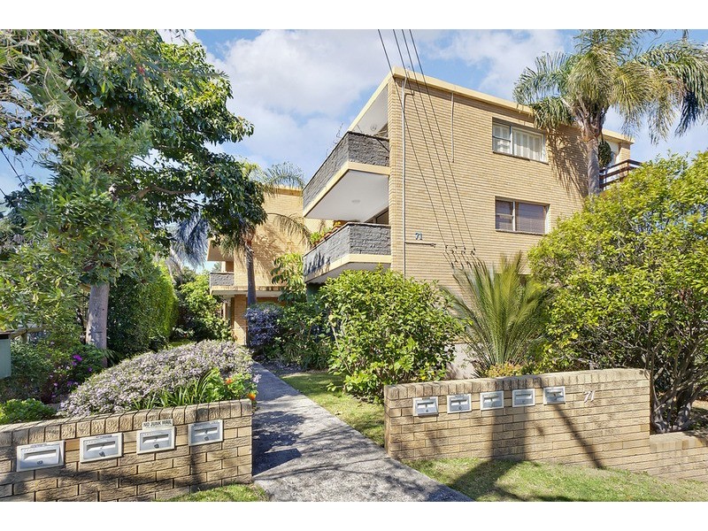 2/71 Foamcrest Avenue, Newport NSW 2106