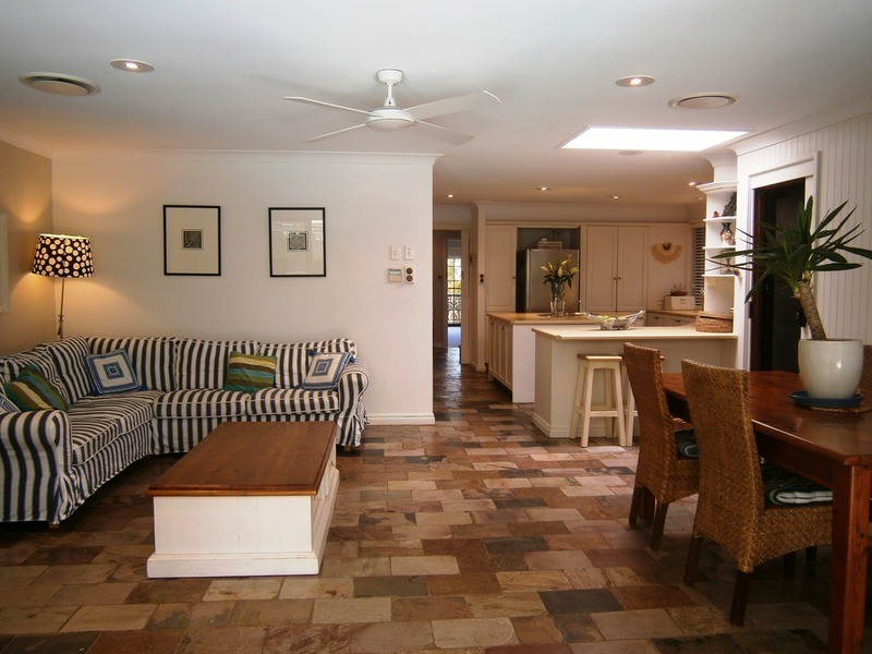 23 York Terrace, Bilgola NSW 2107