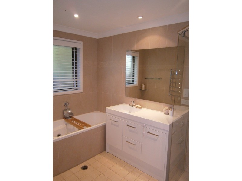 23 York Terrace, Bilgola NSW 2107