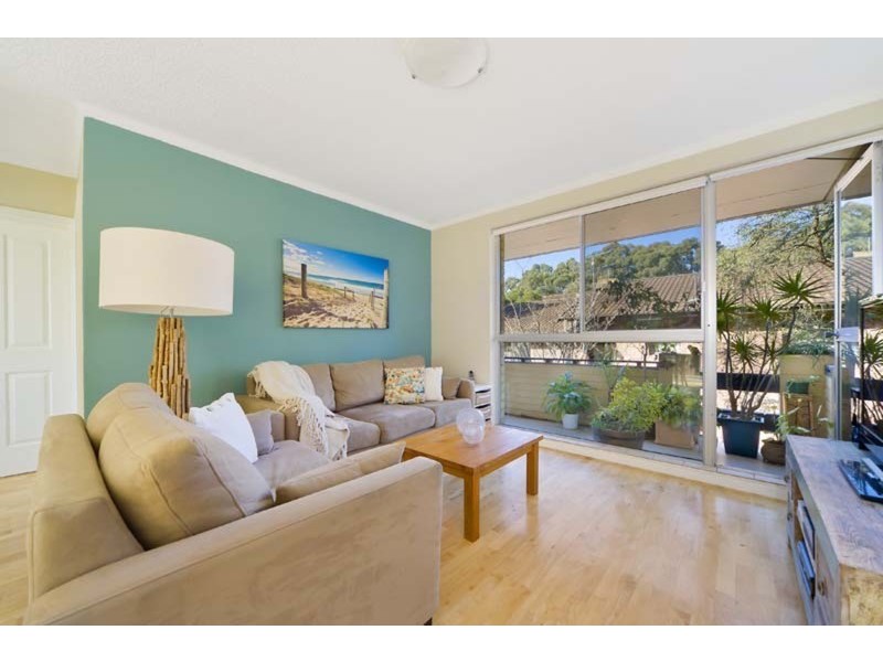4/10 Queens  Parade, Newport NSW 2106
