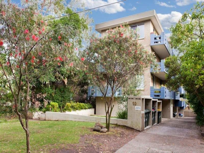4/10 Queens  Parade, Newport NSW 2106