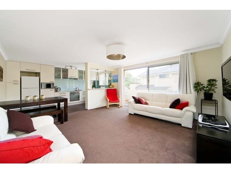 2/25 Bardo  Road, Newport NSW 2106