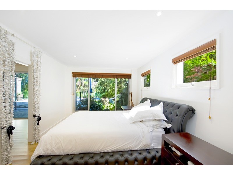 19 Dolphin Crescent, Avalon NSW 2107