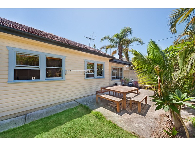 52 Tasman Road, Avalon NSW 2107