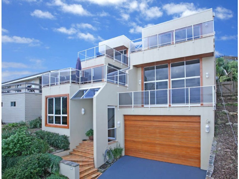 19 The Serpentine, Bilgola NSW 2107