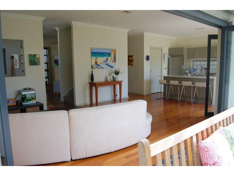 15 Mahogany Boulevard, Warriewood NSW 2102