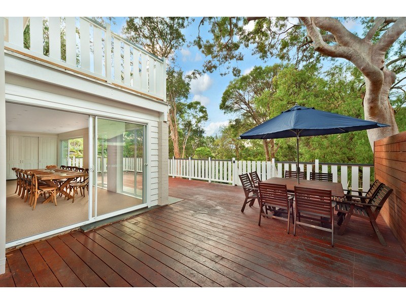 8 Old Barrenjoey Road, Avalon NSW 2107
