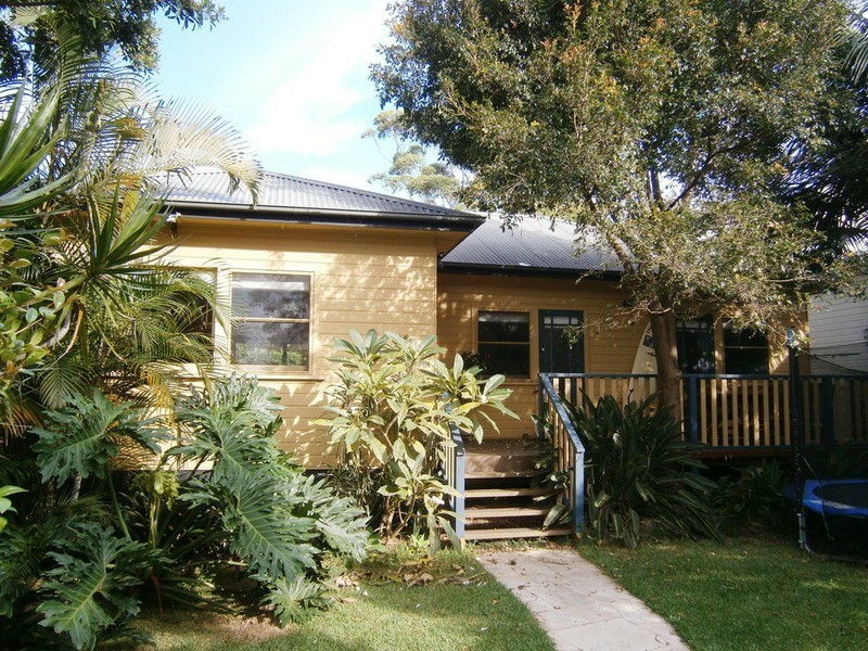 17 Seaview Avenue, Newport NSW 2106