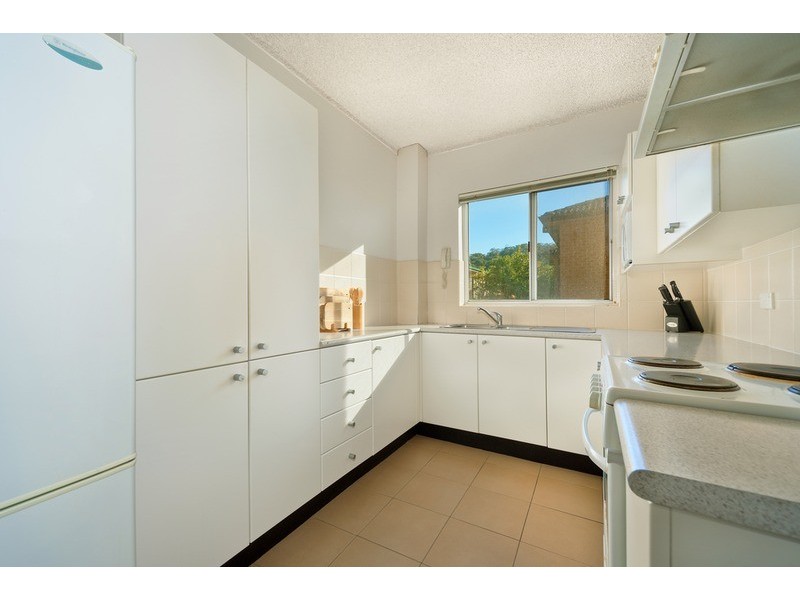 16/29  Gladstone Street, Newport NSW 2106