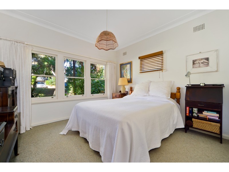 8 Wandeen Road, Avalon NSW 2107