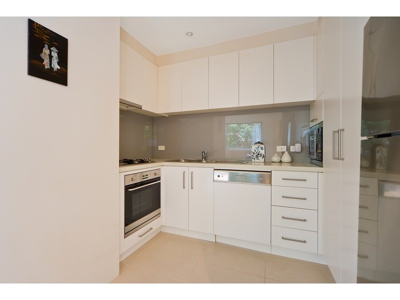 2/2 Livingstone  Place, Newport NSW 2106