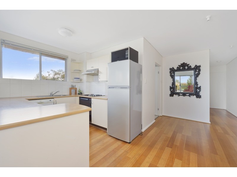 12/12 Seaview  Avenue, Newport NSW 2106