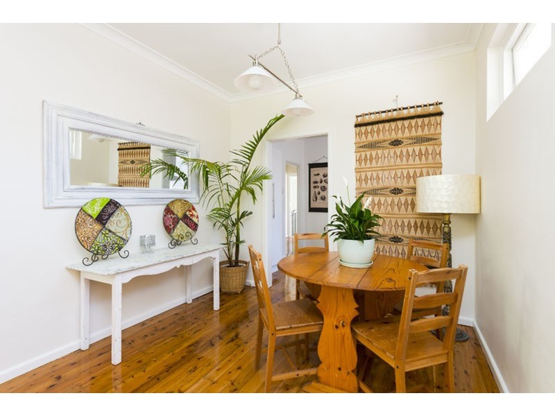 18 Alexander Road, Avalon NSW 2107