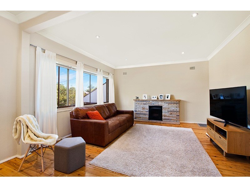 24 Cumberland Avenue, Collaroy NSW 2097