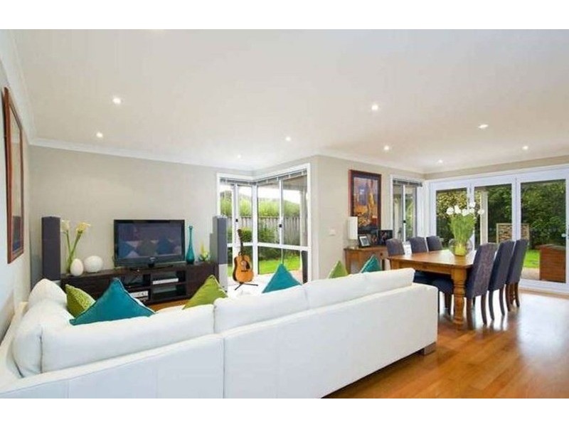 5 Caleyi Way, Belrose NSW 2085