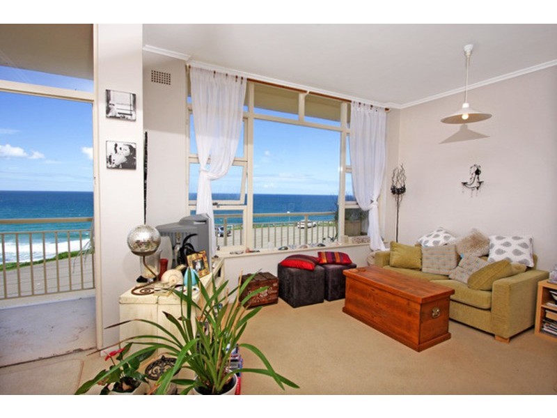 11/1-3 Avalon Parade, Avalon NSW 2107